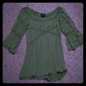 Green Medieval Style top M